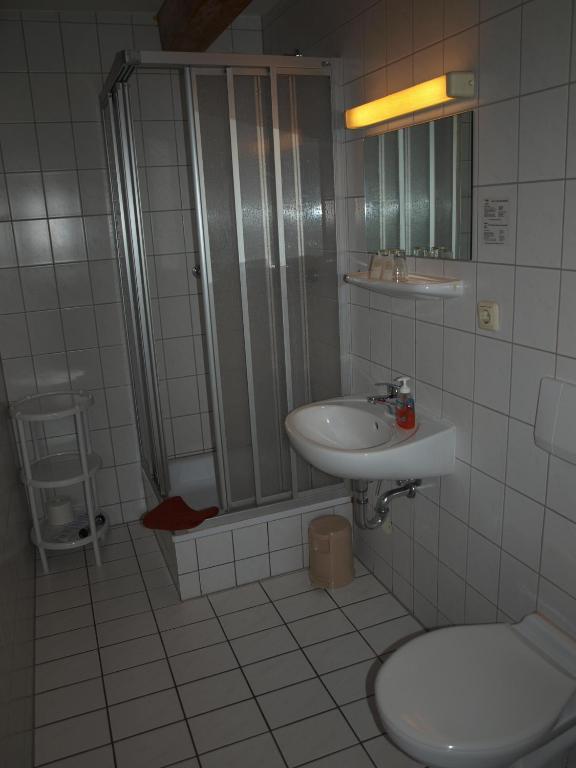 יינה Gasthof Zur Schweiz חדר תמונה