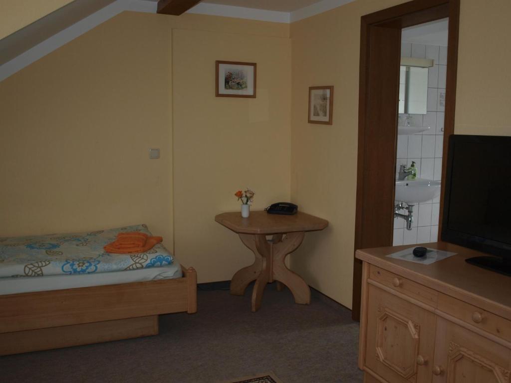 יינה Gasthof Zur Schweiz חדר תמונה