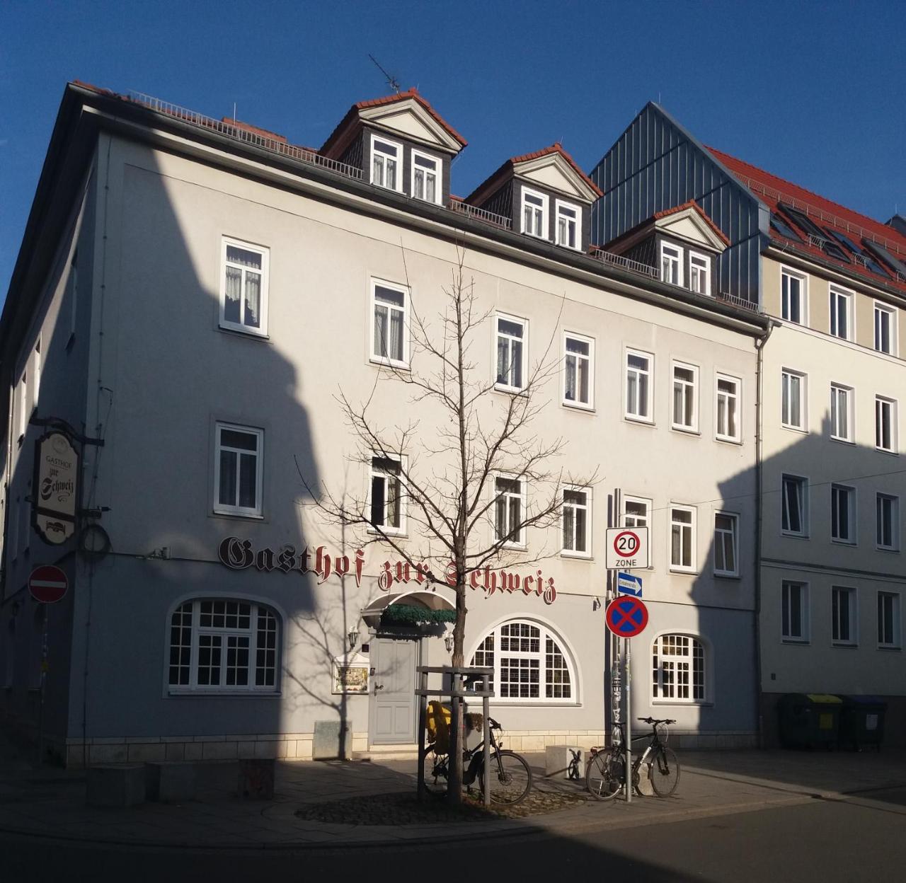 יינה Gasthof Zur Schweiz מראה חיצוני תמונה